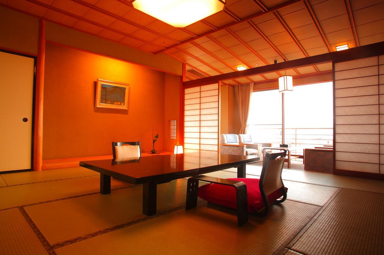 Eihokaku Hotel Himi Exterior photo