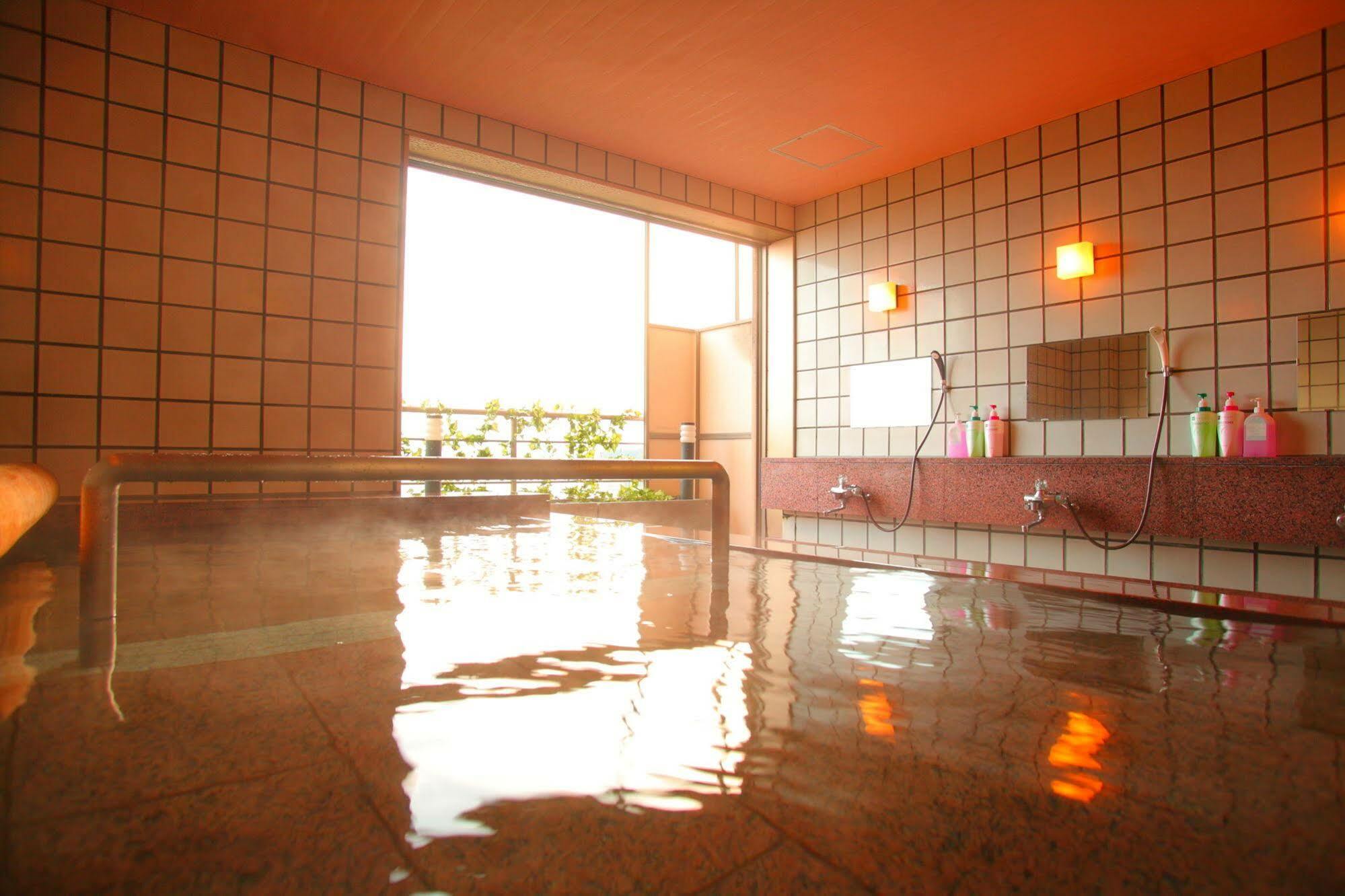Eihokaku Hotel Himi Exterior photo